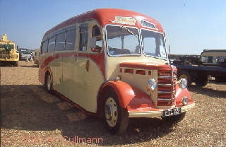 Oldtimer-Bus