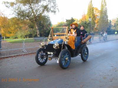 Ein Wolseley von 1903 mit ca. 10 PS und 2 Zylindern.