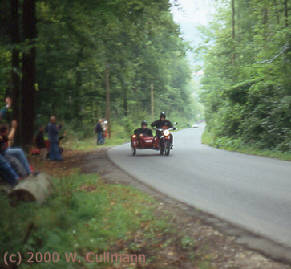 weinrotes Gespann (Zndapp ?)